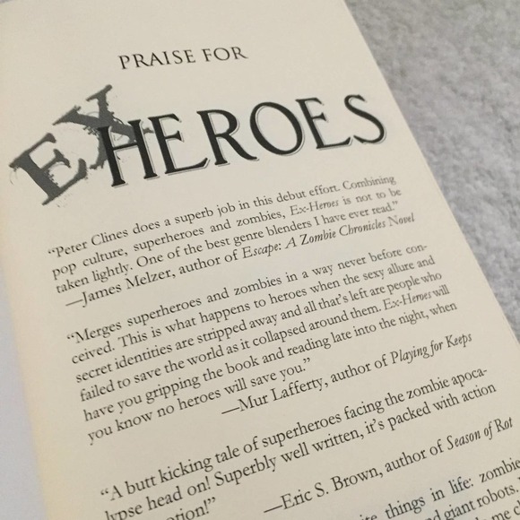 Ex Heros - Paperback Book - Picture 2 of 8